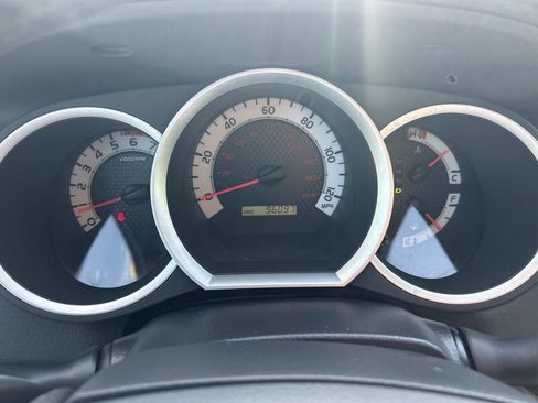 Used 2012 Toyota Tacoma 4x4 Access Cab w/ Convenience Pkg image 29