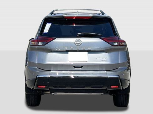 New 2026 Nissan Rogue Platinum w/ Platinum Premium Package image 3