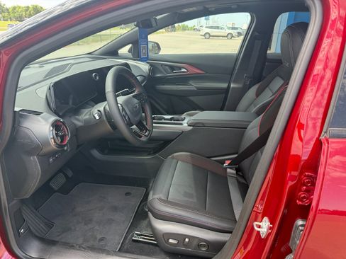 New 2025 Chevrolet Equinox EV RS image 12