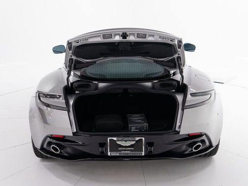 Used 2026 Aston Martin DB12 Coupe RWD image 37