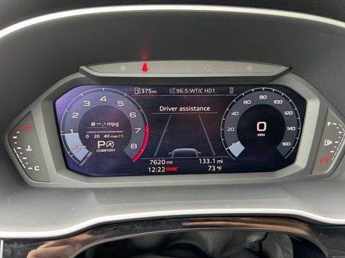 Certified 2025 Audi Q3 2.0T Premium w/ Convenience Package AWD/4WD image 18