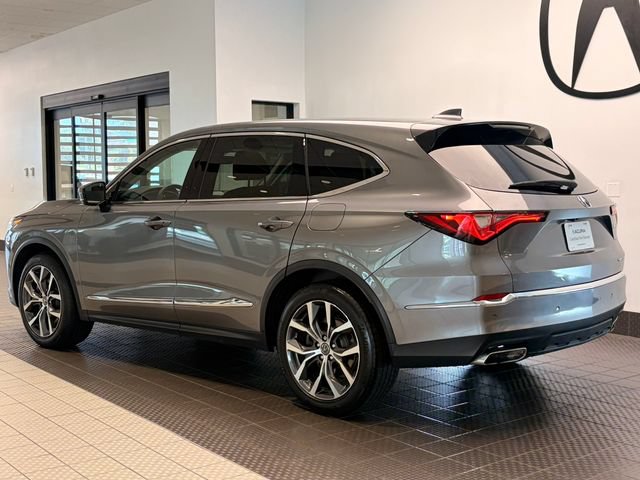 Used 2024 Acura MDX w/ Technology Package AWD/4WD image 3