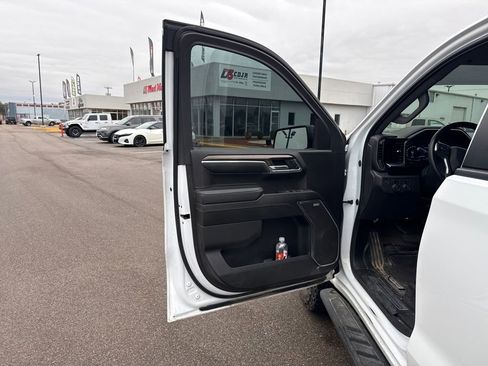 Used 2024 Chevrolet Silverado 1500 LT Trail Boss w/ LT Trail Boss Premium Package image 16