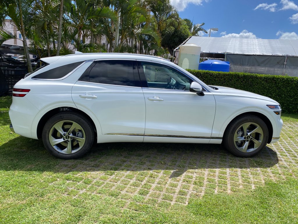 New 2026 Genesis GV70 2.5T AWD/4WD image 8