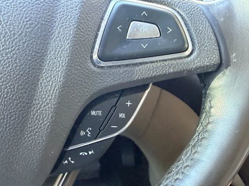 Used 2019 Lincoln MKC Select w/ Select Plus Package image 12