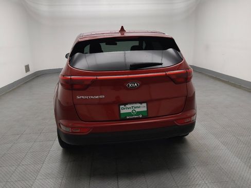 Used 2017 Kia Sportage LX image 6