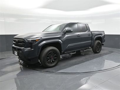 New 2025 Toyota Tacoma SR5