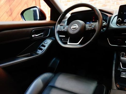 Certified 2023 Nissan Rogue SV w/ SV Premium B Package AWD/4WD image 14