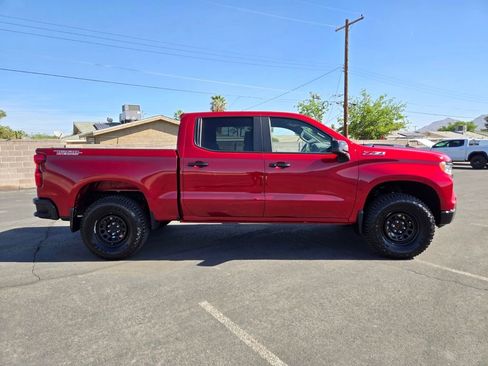 Used 2024 Chevrolet Silverado 1500 LT Trail Boss AWD/4WD image 7