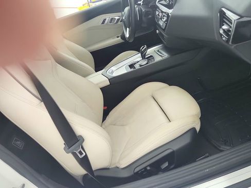 Used 2020 BMW Z4 sDrive30i w/ Executive Package RWD image 27