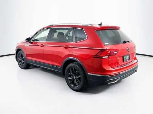 Used 2024 Volkswagen Tiguan SE AWD/4WD image 5