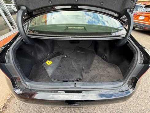 Used 2015 Lexus ES 350 w/ Premium Package FWD image 18