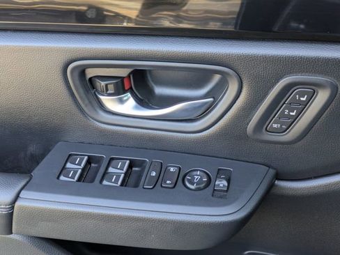 Used 2024 Honda Pilot Touring image 24