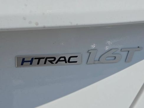New 2026 Hyundai Kona SEL Premium AWD/4WD image 4