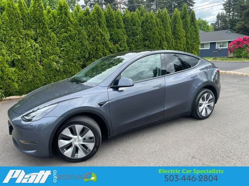 Used 2023 Tesla Model Y Long Range AWD/4WD image 4