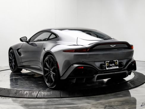 Used 2020 Aston Martin V8 Vantage Coupe image 9