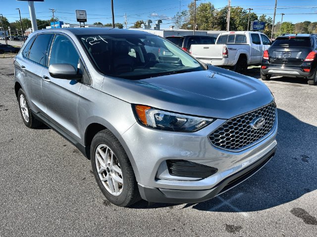 Used 2024 Ford Edge SEL AWD/4WD image 17