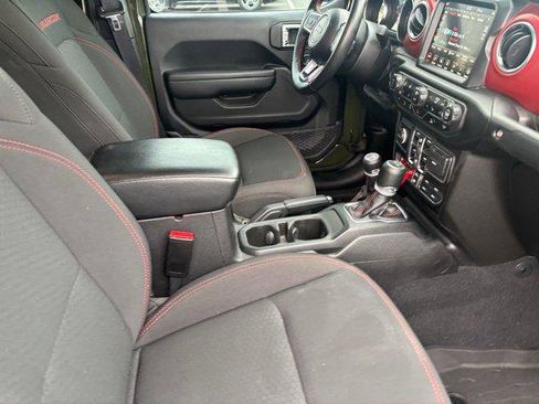 Used 2023 Jeep Gladiator Rubicon w/ Cold Weather Group image 12