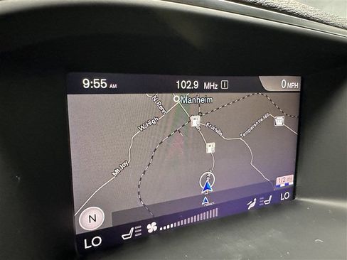 Used 2018 Volvo S60 T5 Inscription Platinum FWD image 25