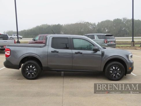 Used 2022 Ford Maverick XL image 10