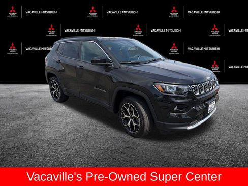 Used 2025 Jeep Compass Limited AWD/4WD image 1