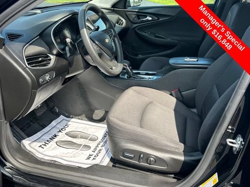 Used 2022 Chevrolet Malibu LT FWD image 10