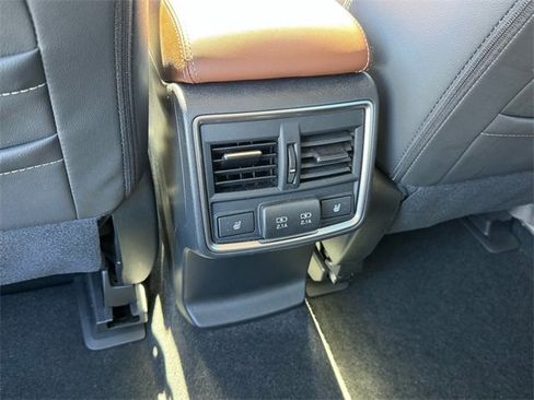 Used 2023 Subaru Forester Touring image 15