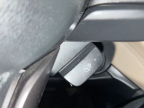 Certified 2022 Subaru Outback Limited image 28