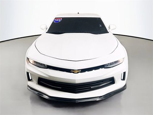 Used 2018 Chevrolet Camaro LT w/ Technology Package image 2