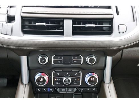 Used 2023 GMC Yukon XL SLT RWD image 27