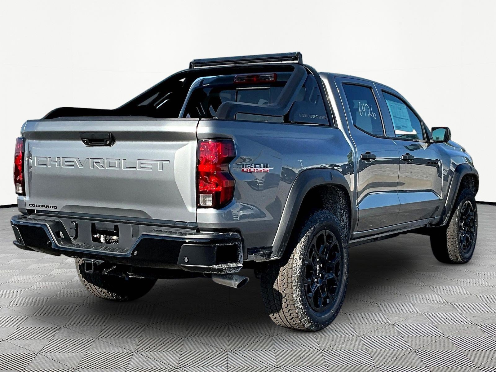 New 2026 Chevrolet Colorado Trail Boss w/ Midnight Edition AWD/4WD image 7