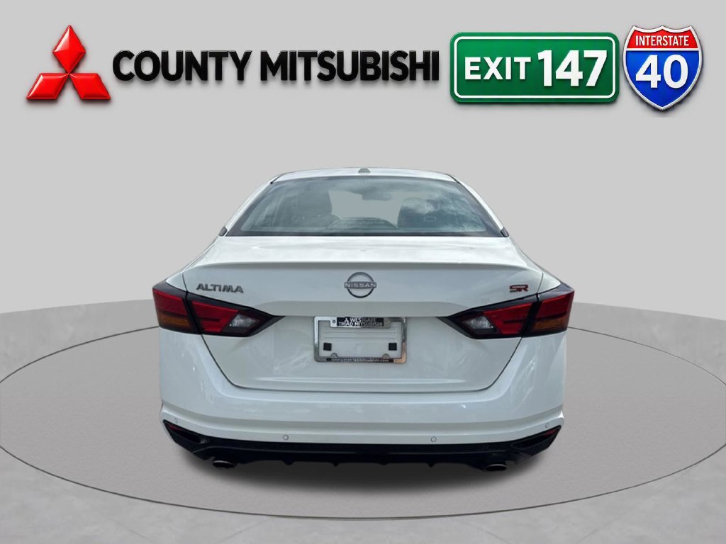 Used 2024 Nissan Altima 2.5 SR FWD image 5