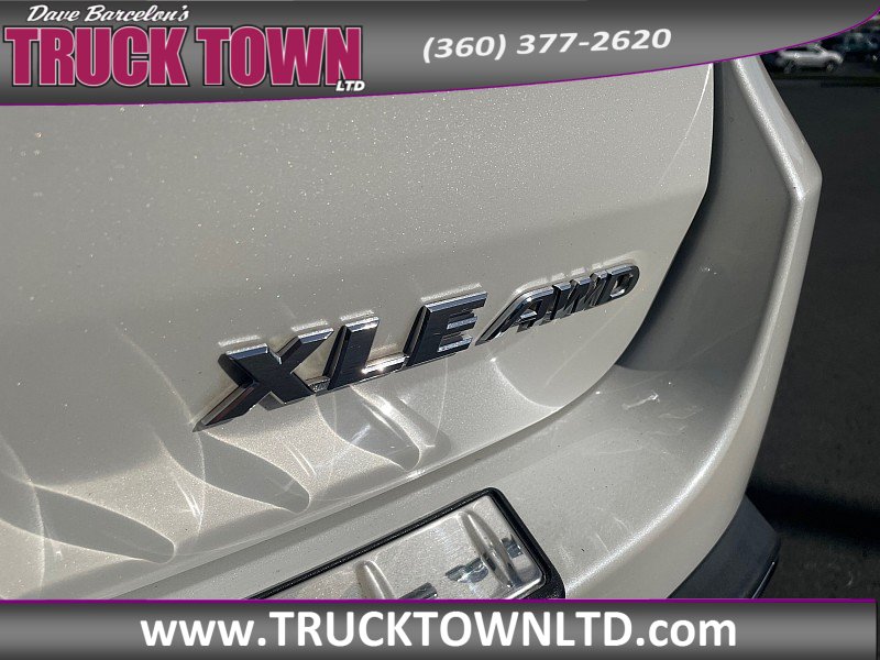 Used 2018 Toyota Highlander XLE AWD/4WD image 41