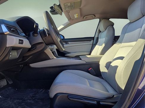 Used 2020 Honda Accord Hybrid image 23