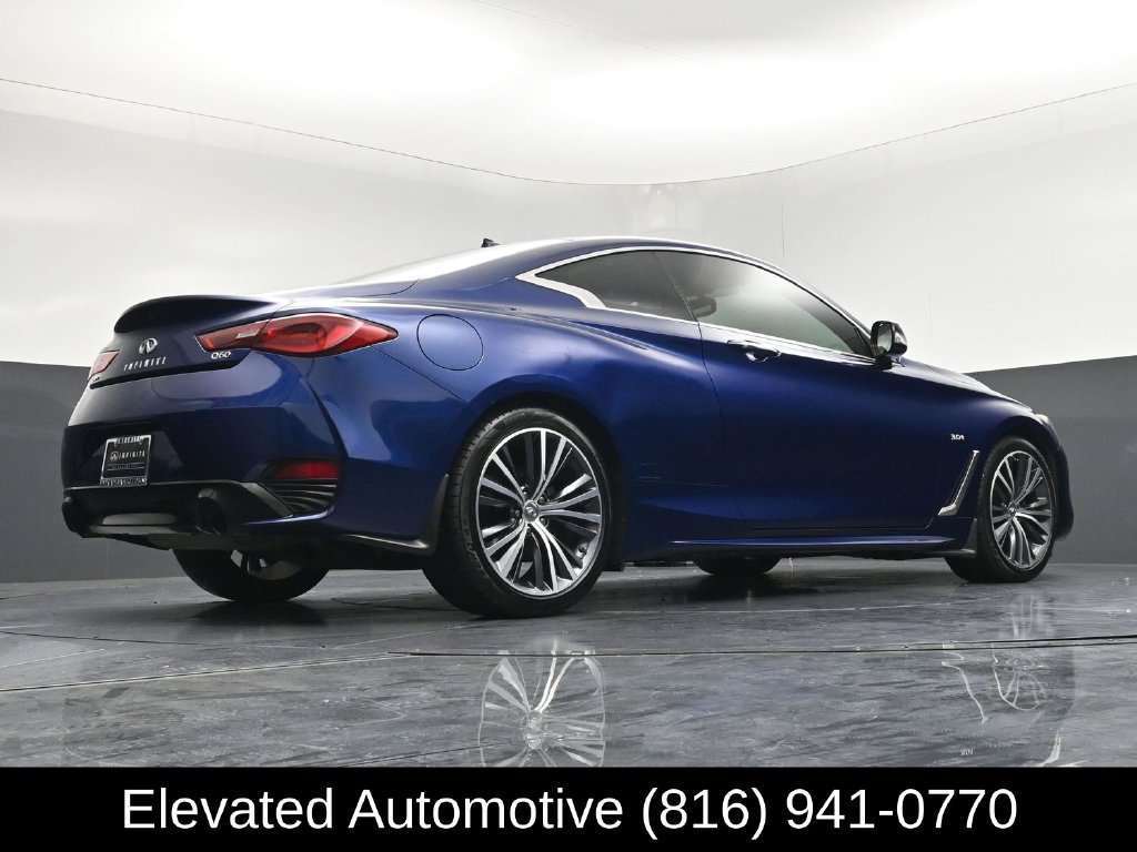 Used 2018 INFINITI Q60 3.0t Luxe w/ Sensory Package 3.0T Luxe AWD/4WD image 32