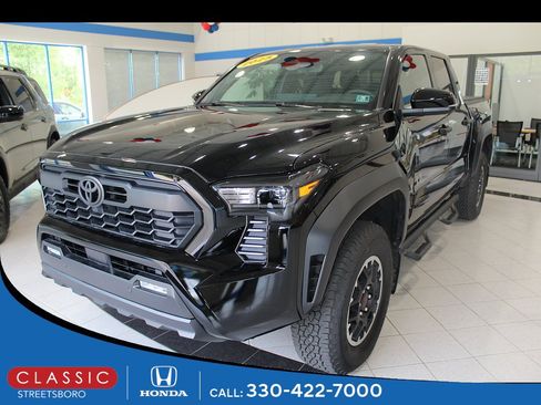 Used 2025 Toyota Tacoma TRD Off-Road w/ TRD Off Road Upgrade Package AWD/4WD image 1