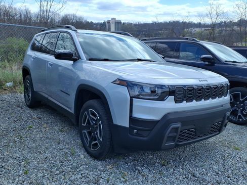 New 2026 Jeep Cherokee Laredo AWD/4WD image 4