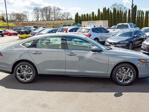 New 2026 Honda Accord EX-L image 5