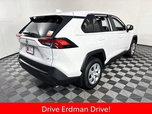 Certified 2025 Toyota RAV4 LE FWD image 23