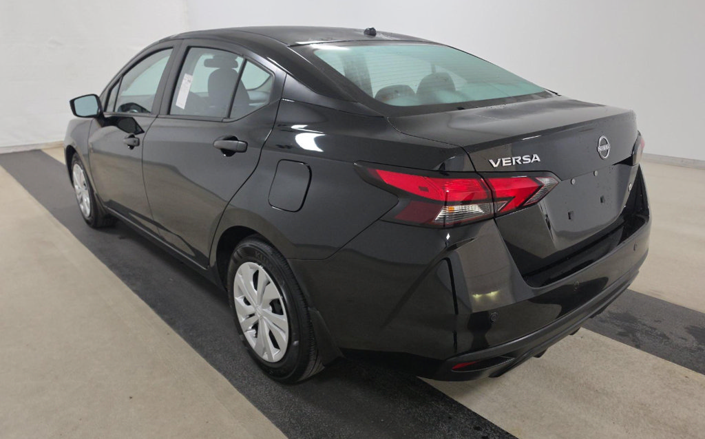 Used 2025 Nissan Versa S w/ Trunk Package FWD image 5
