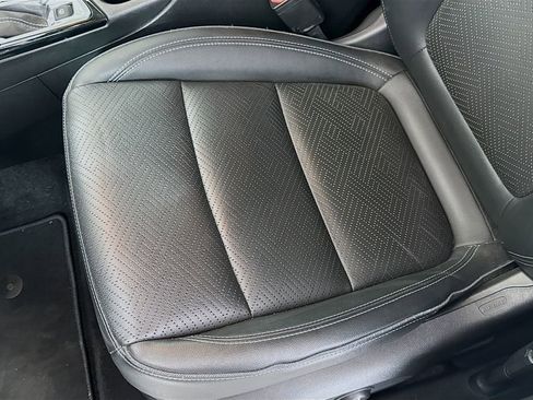 Used 2022 Buick Encore GX Essence image 19