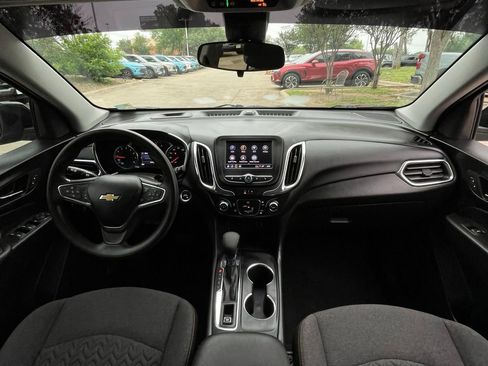 Used 2023 Chevrolet Equinox LT FWD image 11