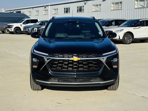 Used 2025 Chevrolet Trax LT w/ LT Convenience Package image 30