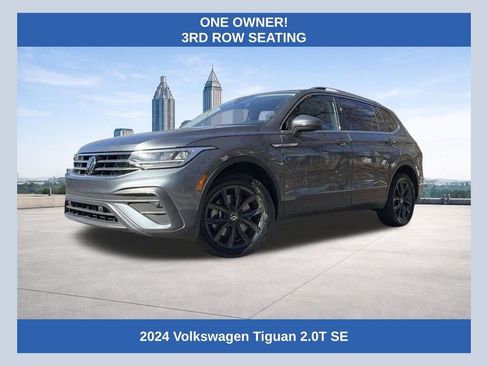 Used 2024 Volkswagen Tiguan SE image 1