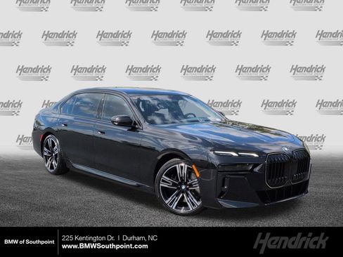 New 2026 BMW i7 xDrive60 AWD/4WD image 1