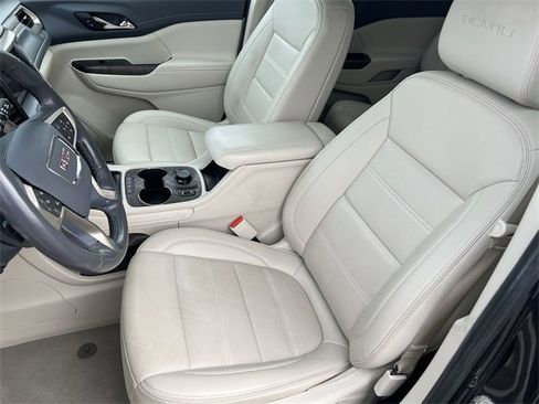 Used 2022 GMC Acadia Denali w/ Trailering Package image 28