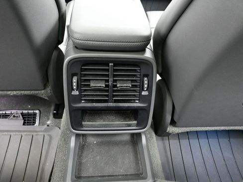 Certified 2023 Porsche Taycan GTS image 17