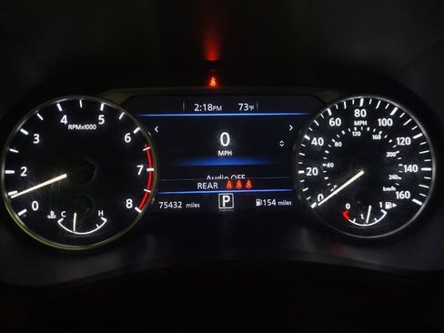 Used 2022 Nissan Sentra SR w/ Midnight Edition FWD image 23
