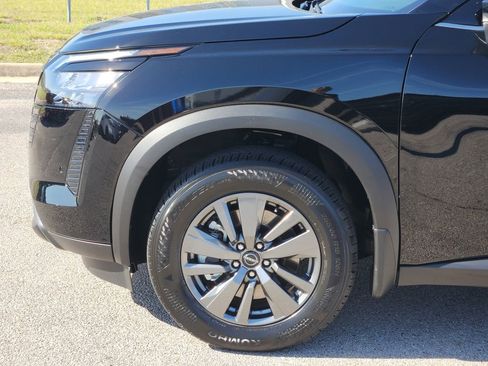New 2026 Nissan Pathfinder SV FWD image 6
