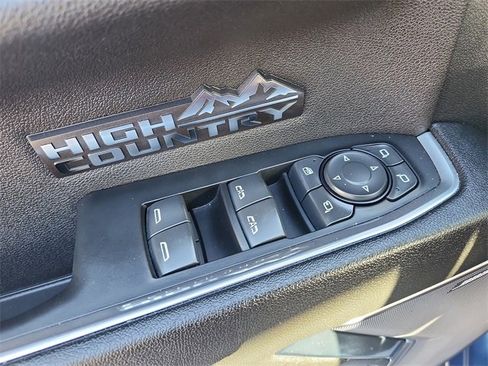 Certified 2024 Chevrolet Silverado 1500 High Country w/ Technology Package image 20